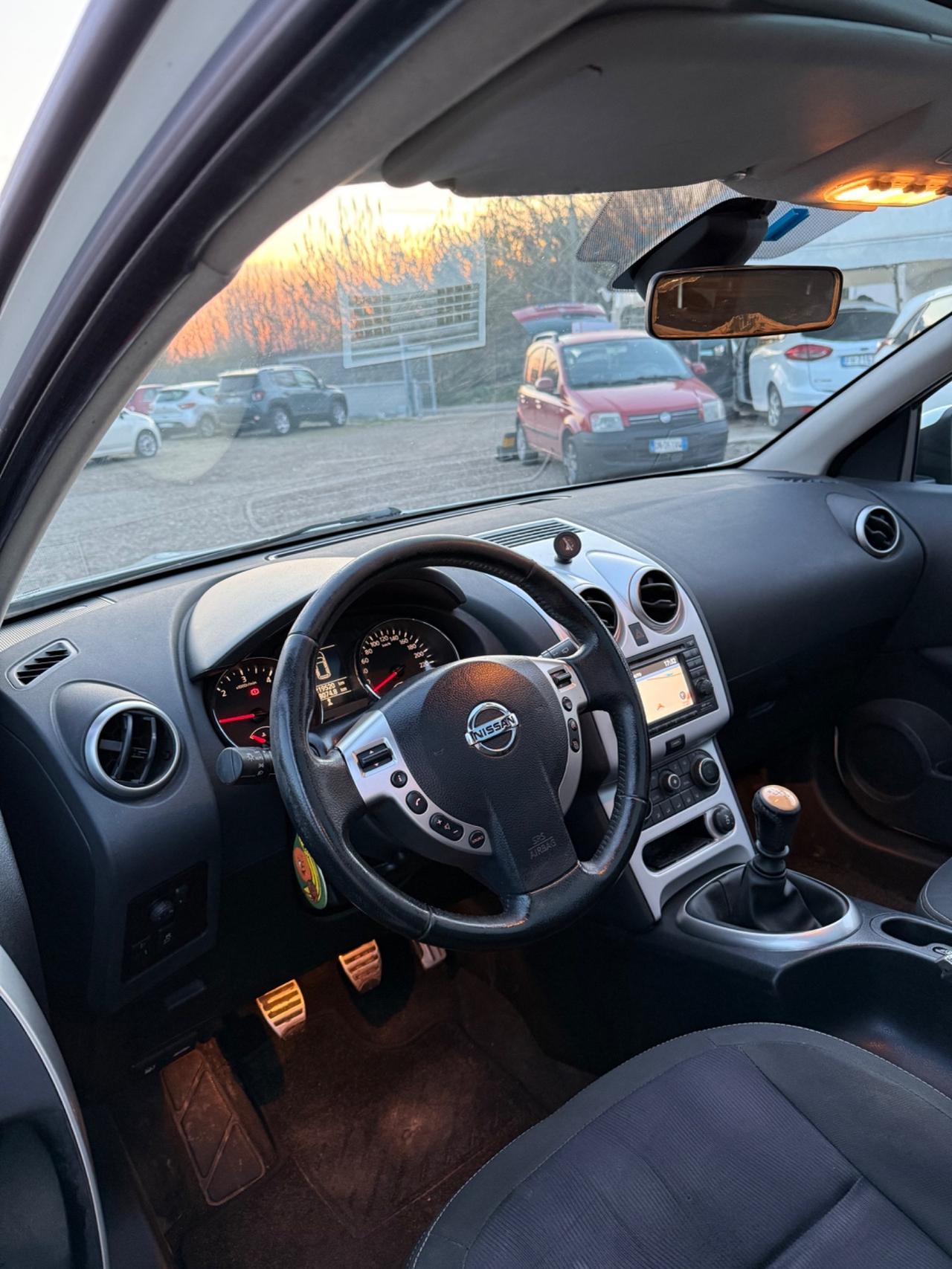 Nissan Qashqai 1.5 dCi DPF n-tec