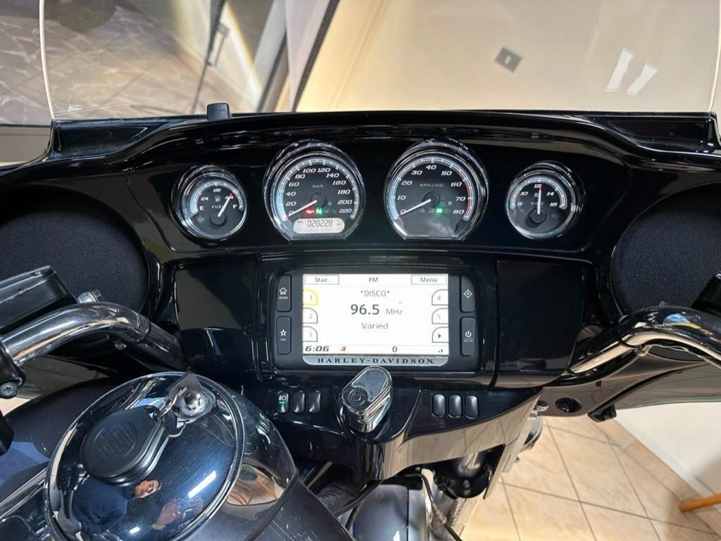 Harley-davidson ELECTRA GLIDE LIMITED 30000KM