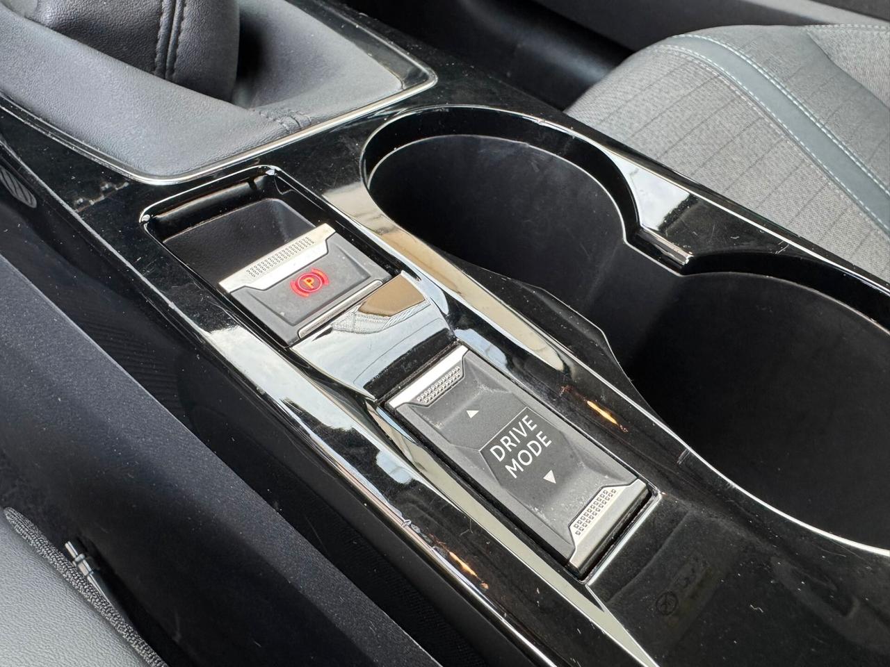 PEUGEOT 208 BlueHDi 100CV 2023!!! ALLURE!!!