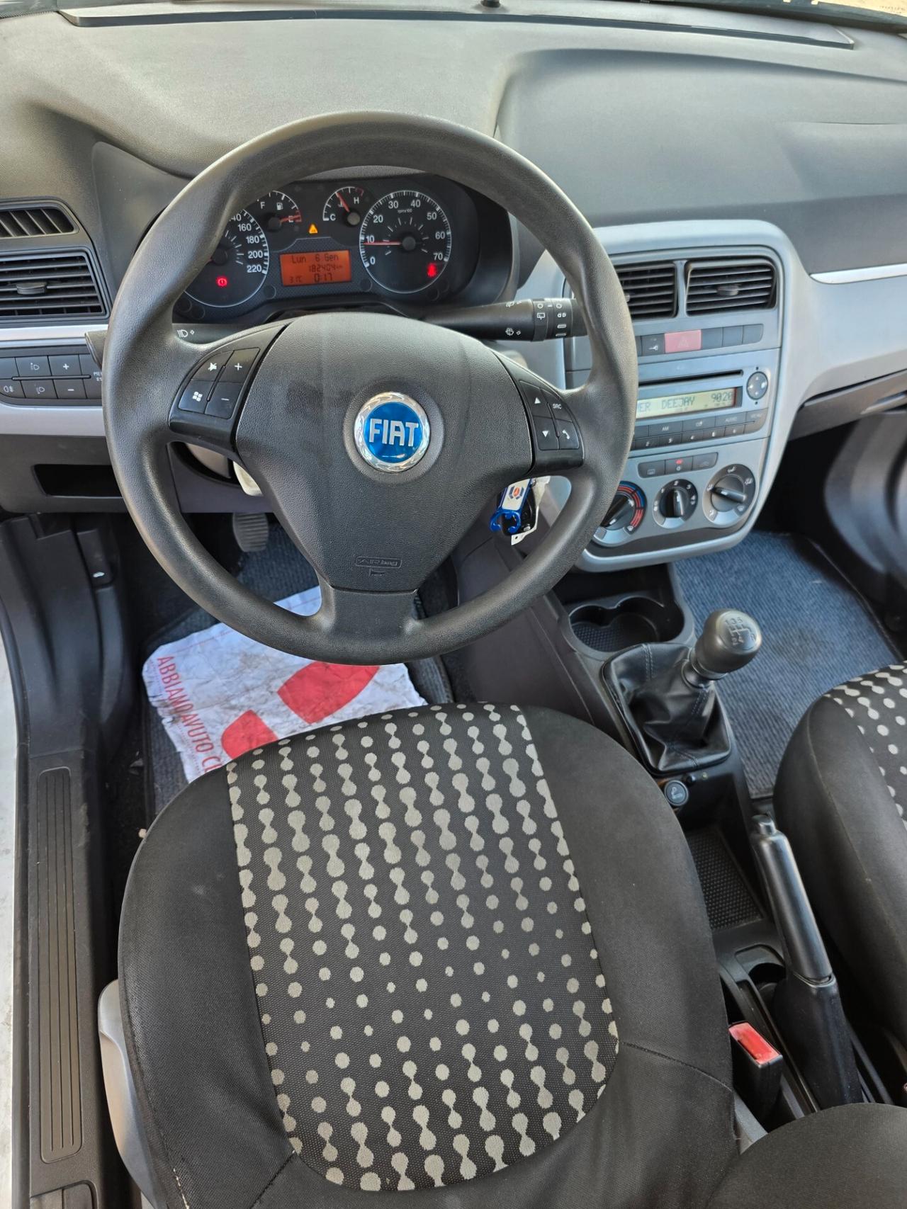 Fiat Grande Punto 1.2 5 porte con 182.000km Neopatentati ok