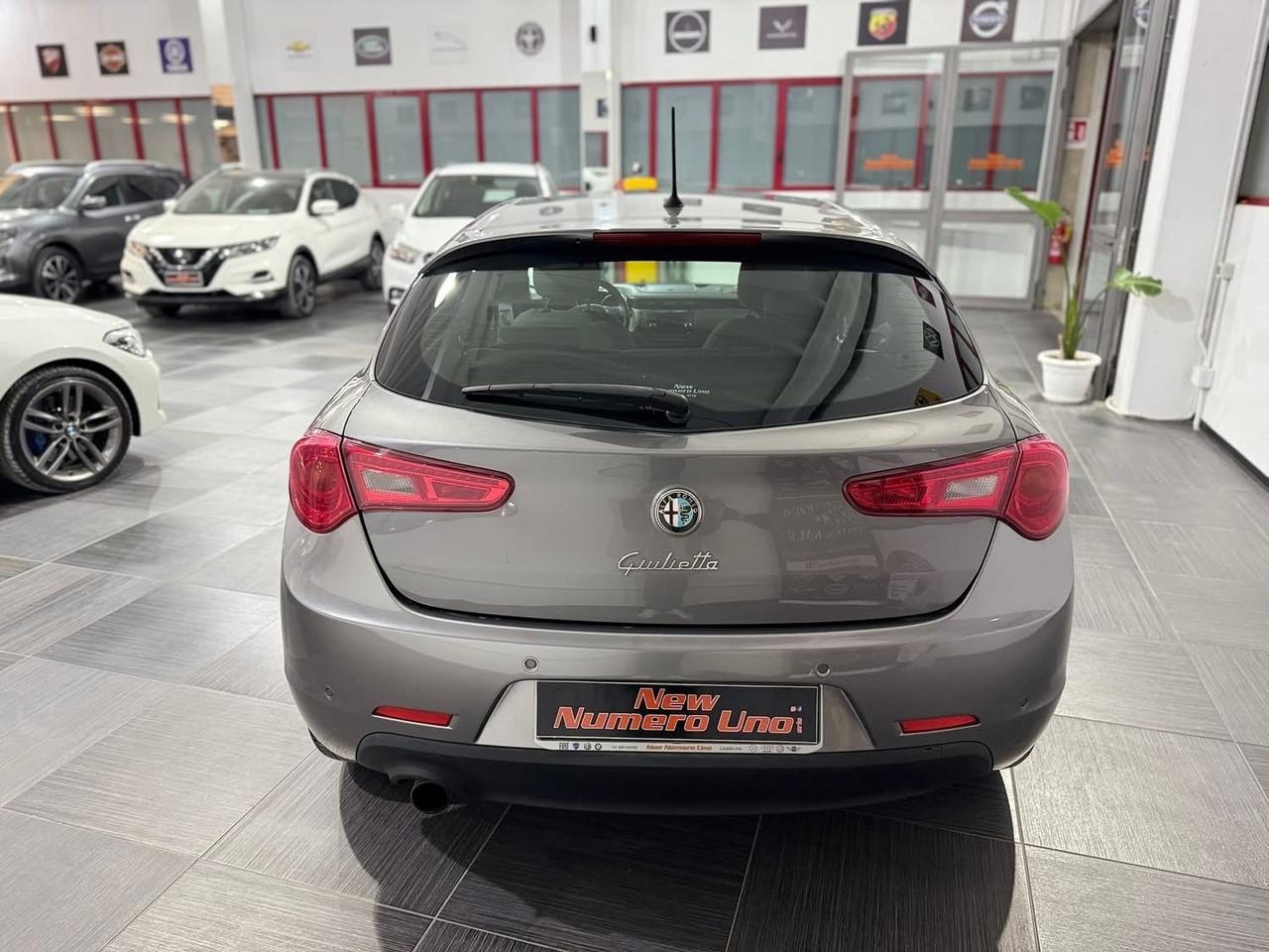 Alfa Romeo Giulietta 1.6 Mjt 105cv Distinctive 2015