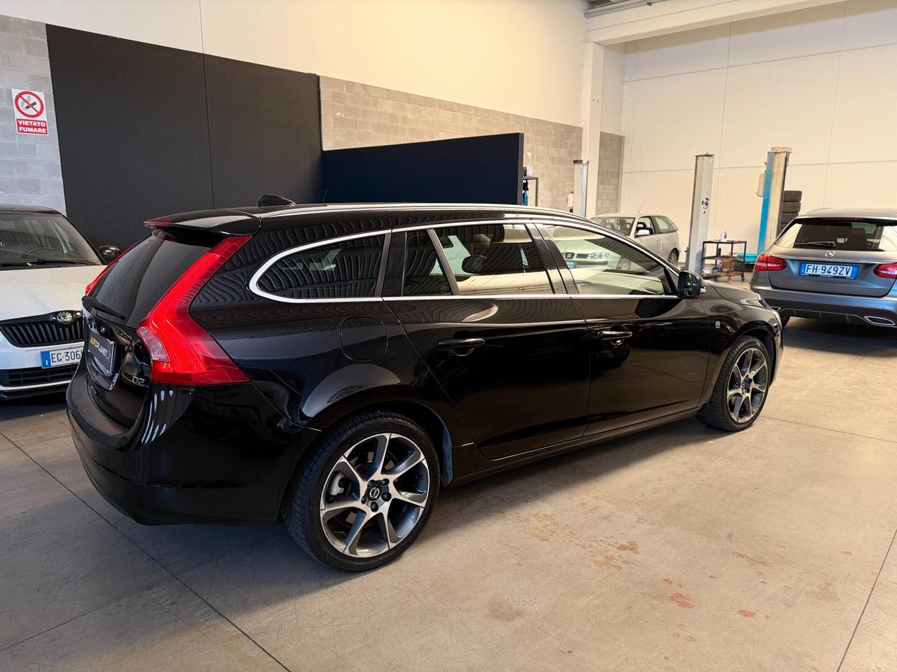 Volvo V60 2.0 D2 OCEAN RACE Euro6