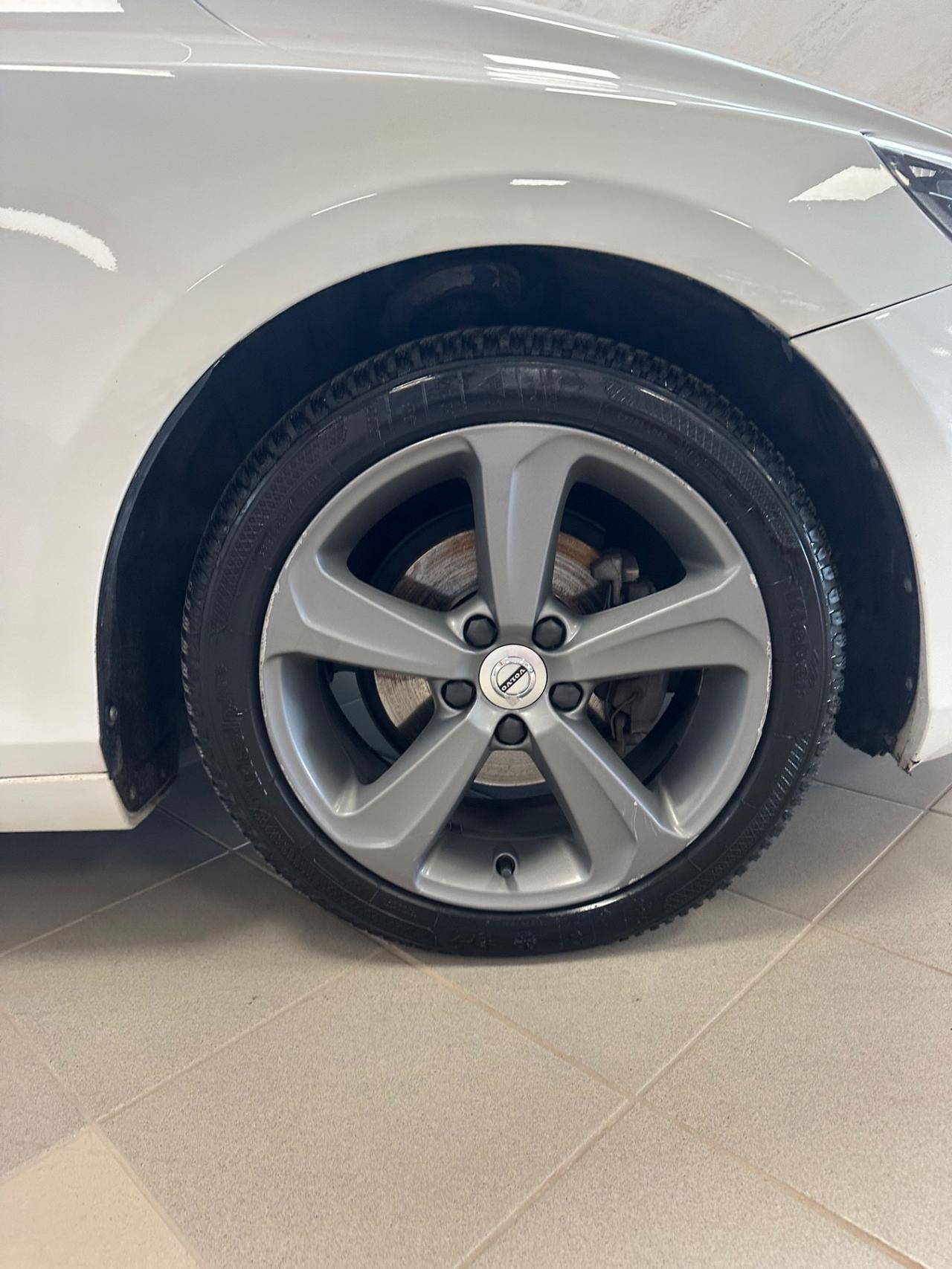 Volvo V40 D2 Geartronic Business