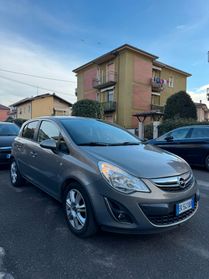 Opel corsa 1.2 benzina 2011 70k km