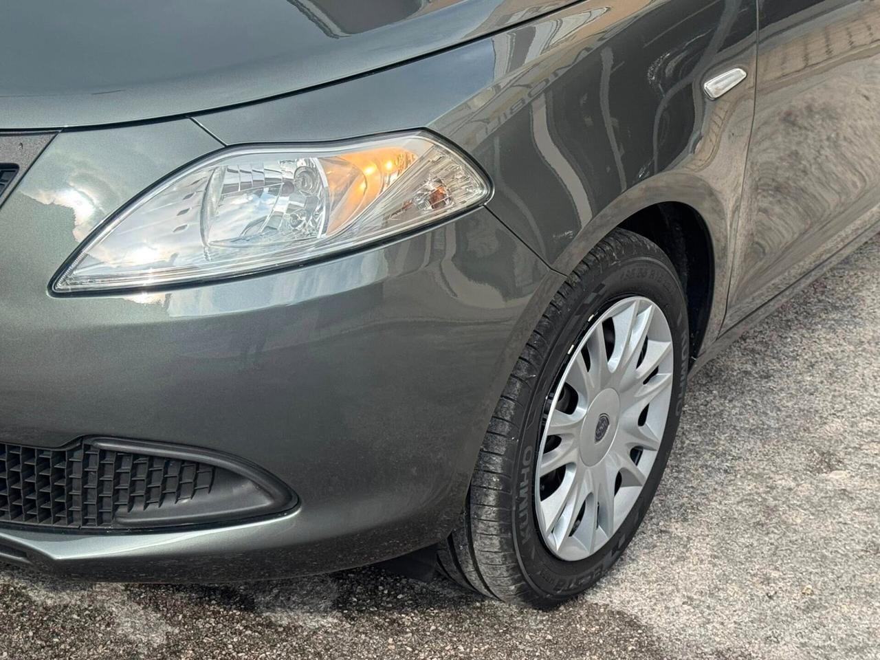 LANCIA YPSILON 1.2 BENZINA GOLD PERFETTA