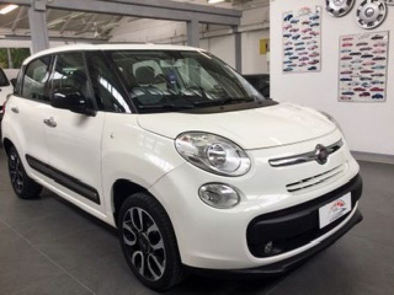 FIAT 500L 0.9 TwinAir Turbo Natural Power Panoramic Edition