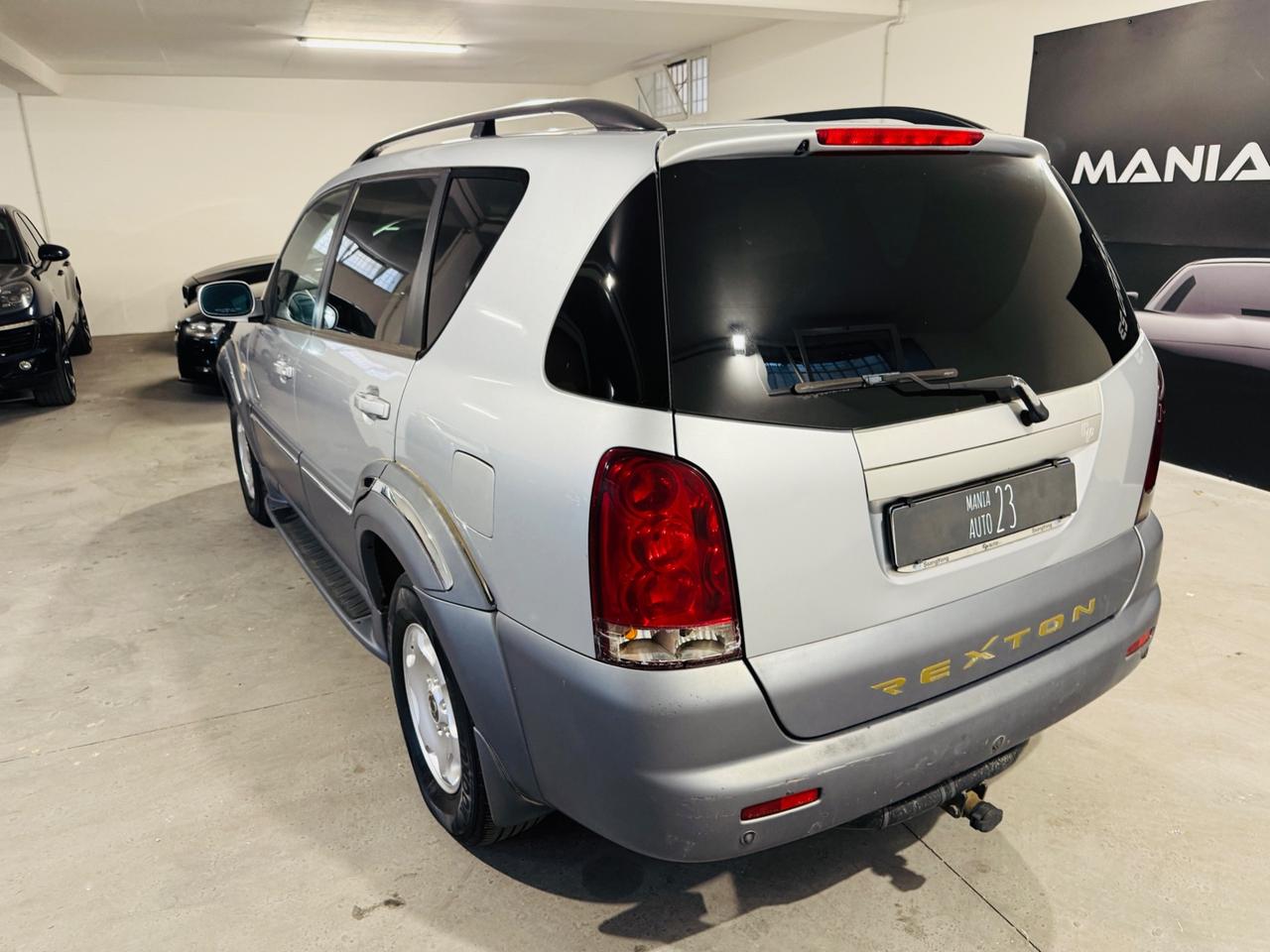 SSANG YONG REXTON*2.7*AUTOMATICA*PELLE*165 CV*