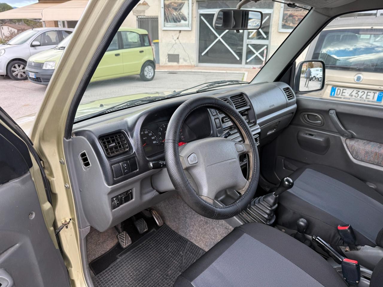 Suzuki Jimny 1.3i 16V cat 4WD JLX