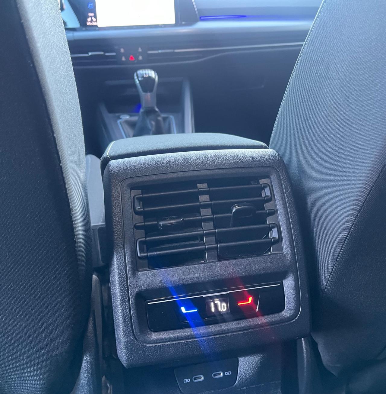 Volkswagen Golf 1.5 TSI ACT Style-solo km45900-