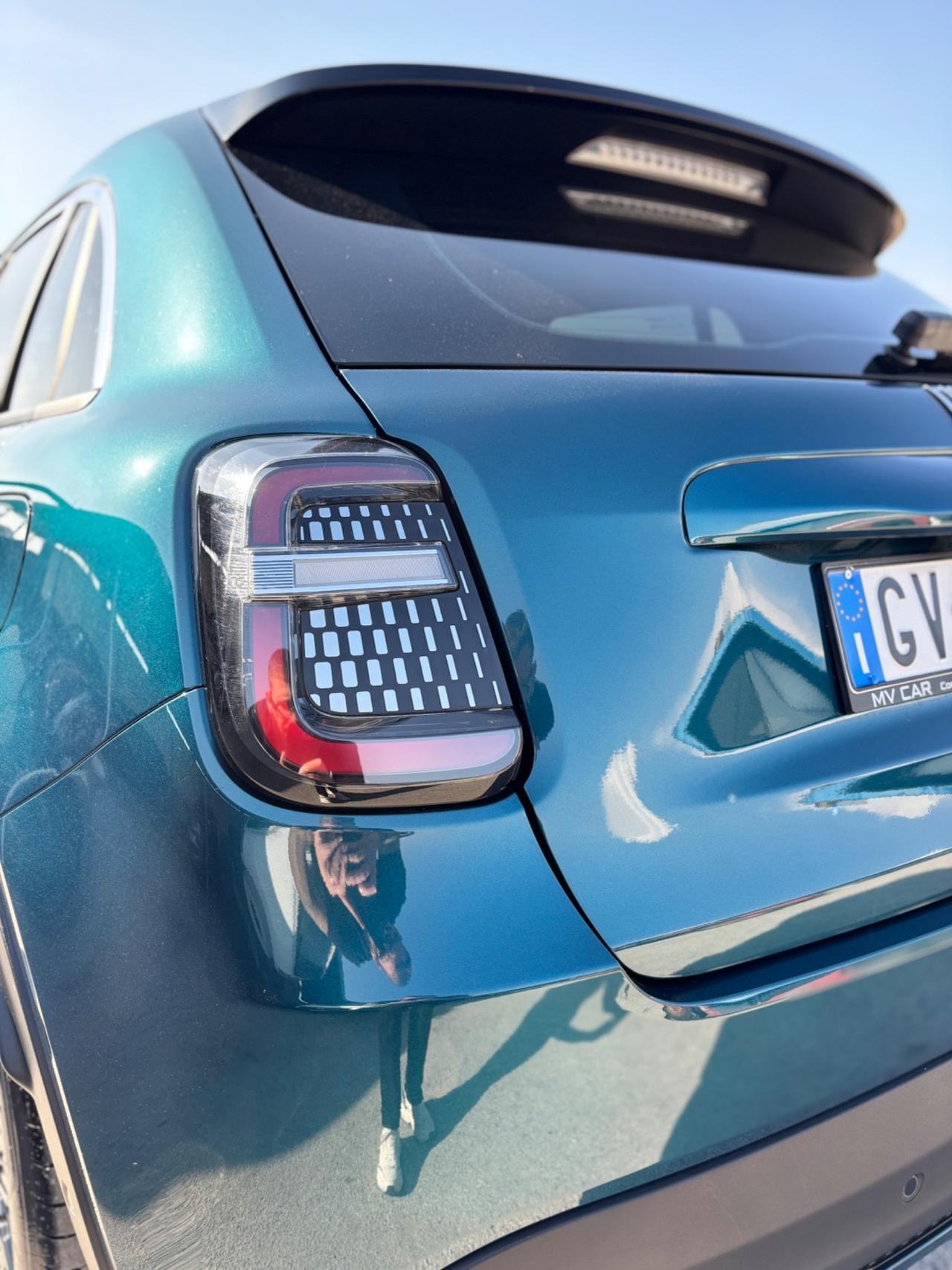 Fiat 600 Hybrid 100 automatica 5 anni di garanzia casa madre