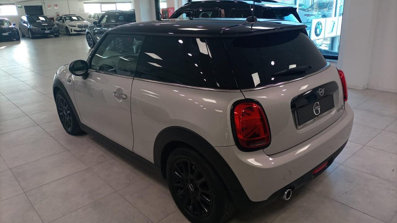 MINI Mini IV F56 2018 3p - Mini 3p 1.5 Cooper D Baker Street auto