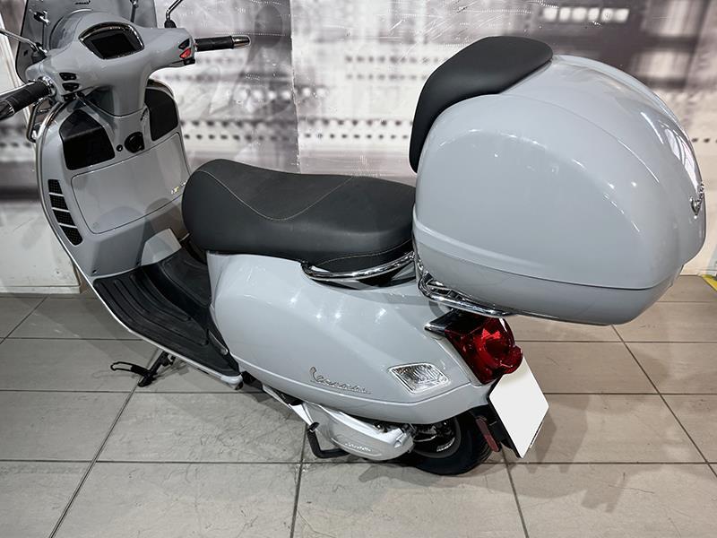 Piaggio Vespa GTS 300 SuperTech HPE Abs