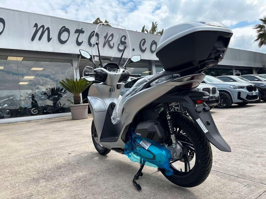Honda SH 125 2026 Nuovo pronto consegna Tuo a soli 44 Euro al mese