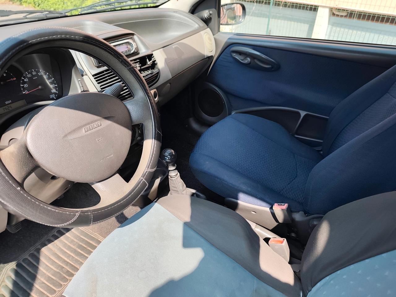 Fiat Punto 1.2i cat 3 porte Verve