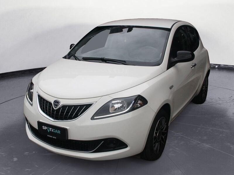 Lancia Ypsilon 1.0 FireFly 5 porte S&S Hybrid Platino
