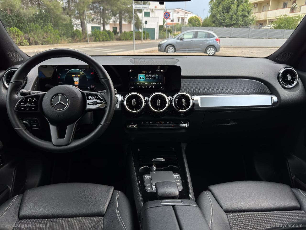 MERCEDES-BENZ GLB 220 d Automatic 4Matic Sport