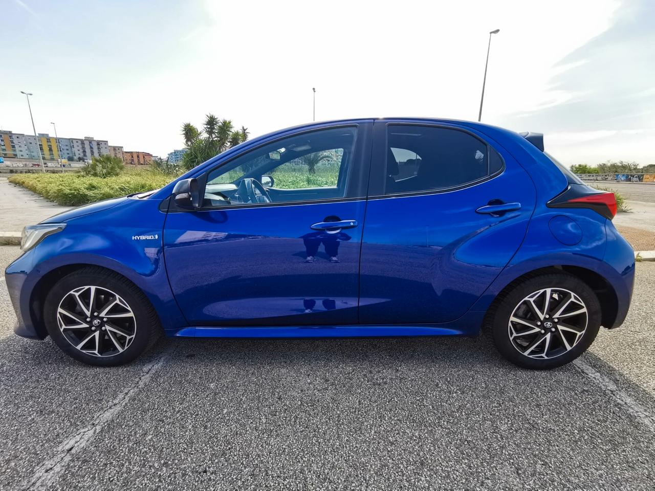 Toyota Yaris 1.5 Hybrid 5 porte Lounge