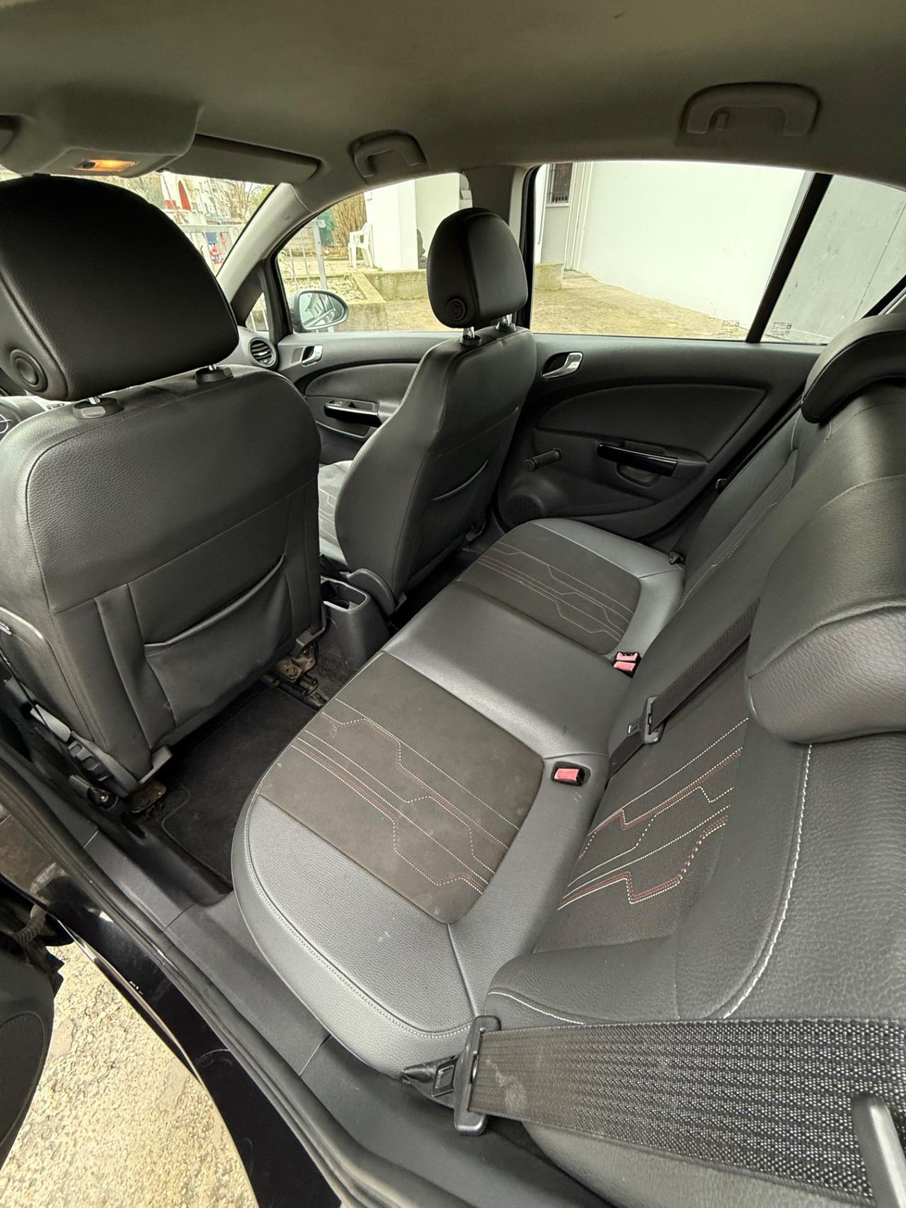 Opel Corsa 1.2 BENZINA 5P. 2013 POCHI KM NEOPATENTATI