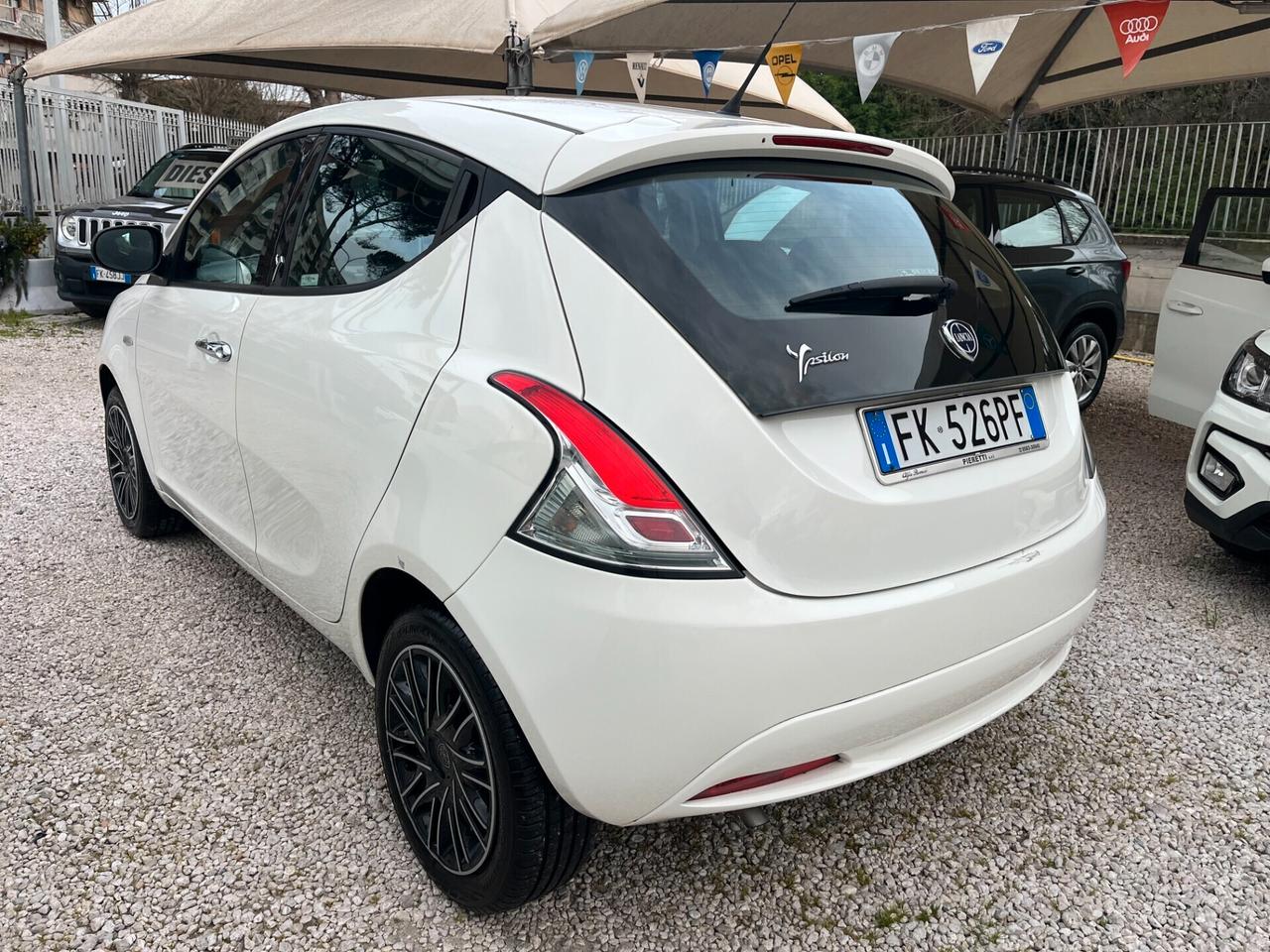 Lancia Ypsilon 1.2 69 CV 5 porte KM CERTIFICATI 1 PROPRIETARIO