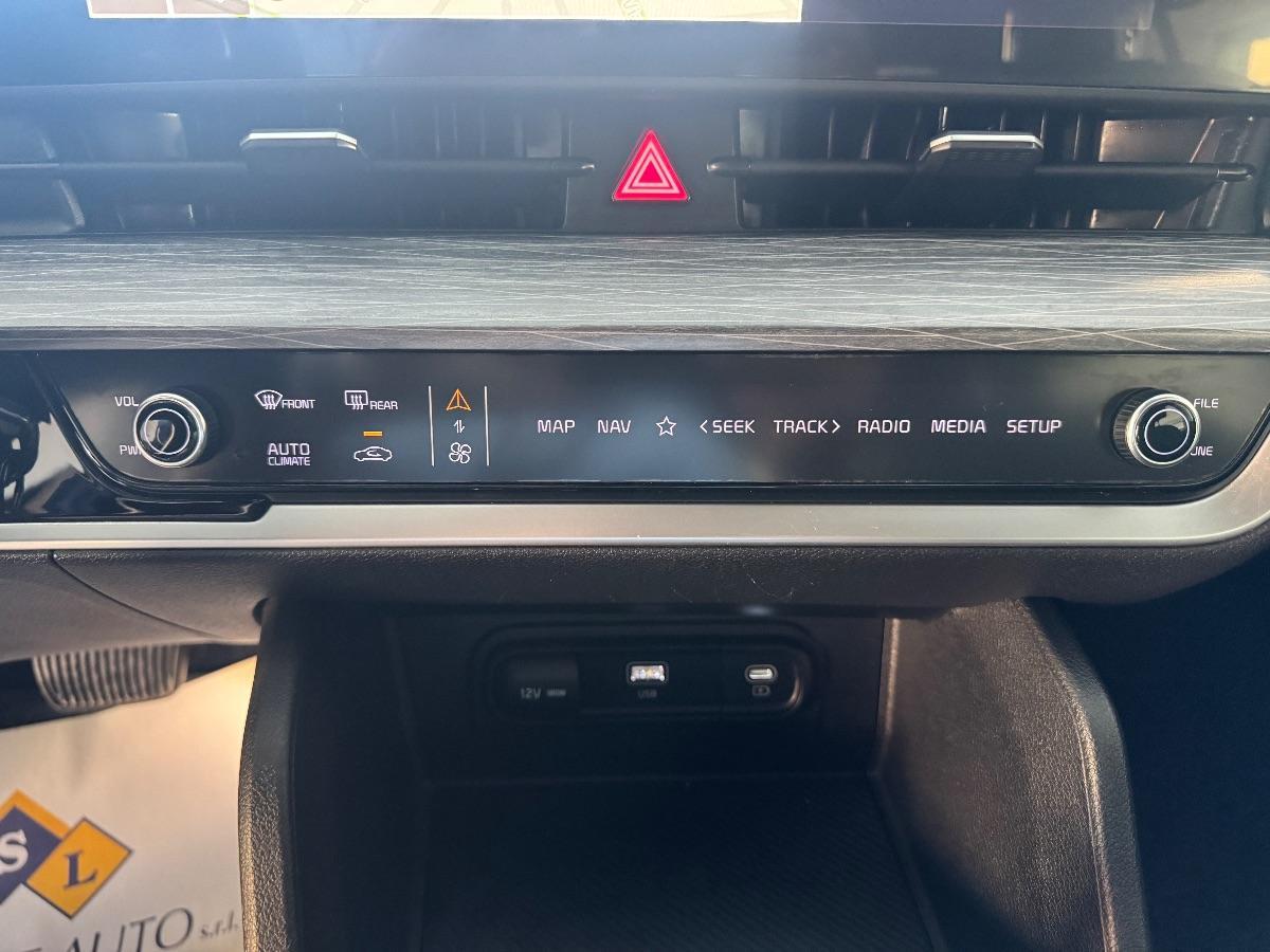 KIA SPORTAGE 1.6 CRDI DCT HYBRID Business UNICO PROPRIETARIO/ NAVI/ CARPLAY/ LED