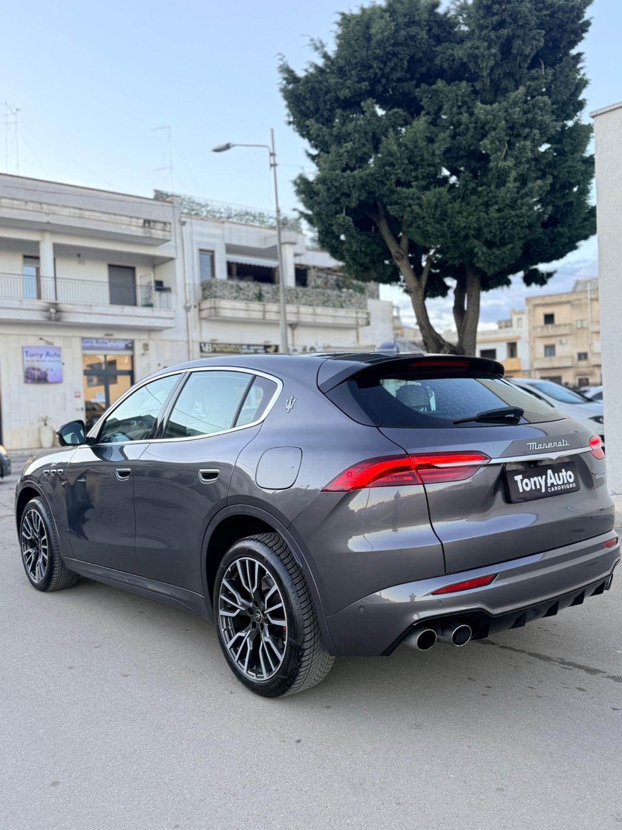 Maserati Grecale MHEV (BENZINA/ELETTRICXA) 300 CV GT ,VIRTUAL COCKPIT,LUCI SOFFUSE,APPLE CARPLAY,TELECAMERA