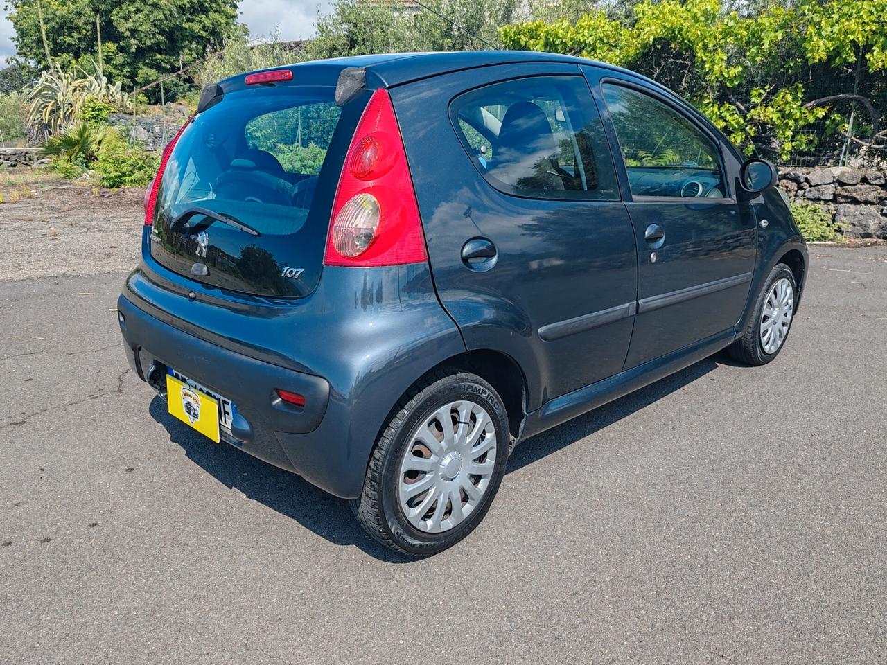 Peugeot 107 1.0 68CV 5p. Plaisir