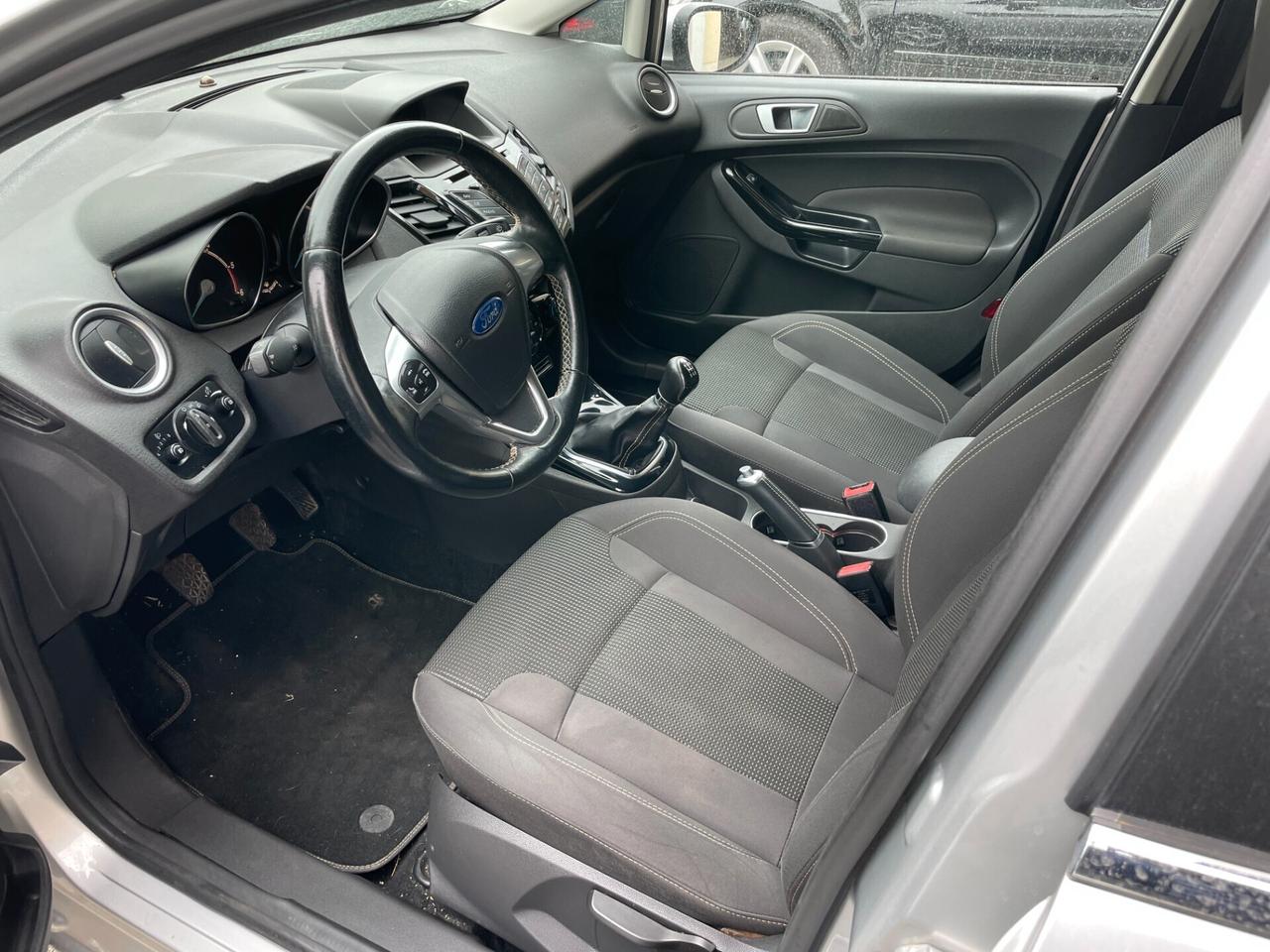 Ford Fiesta 1.5 TDCi 75CV 5 porte Titanium