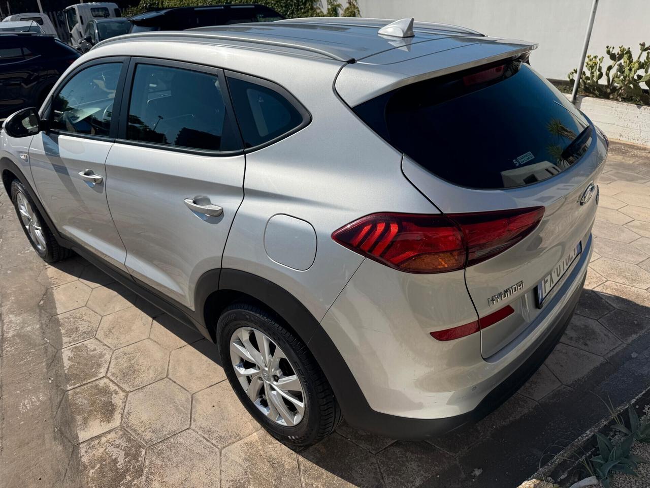 HYUNDAI TUCSON 1.6 CRDI MANUALE DIESEL.