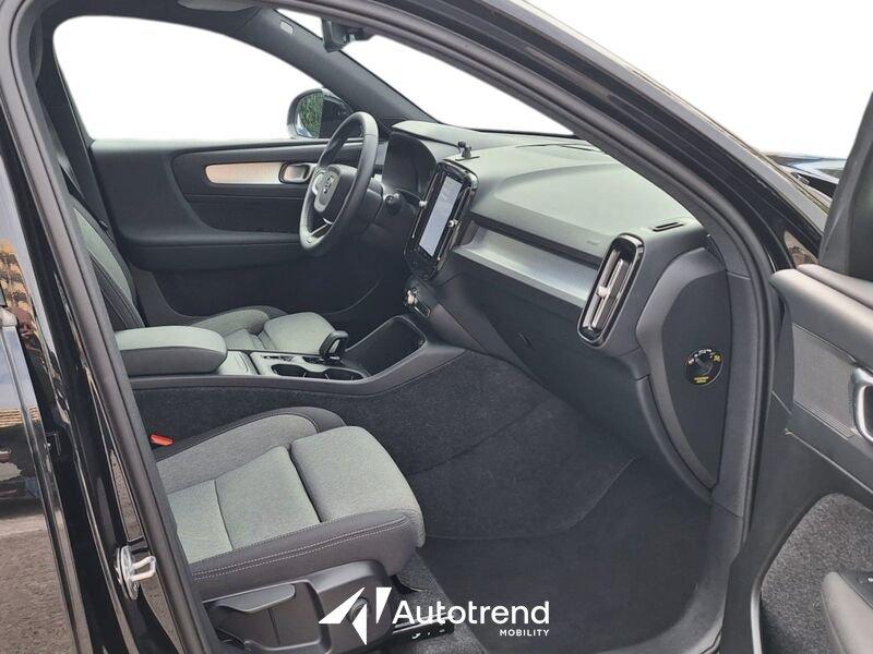 Volvo XC40 B3 163+14 CV Automatico LED Core