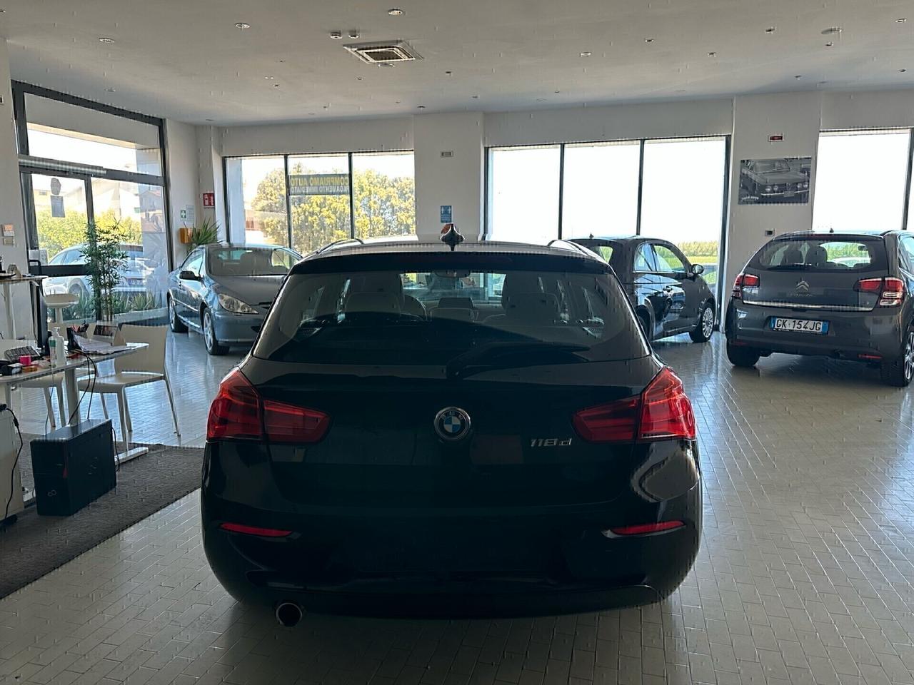 Bmw 118d CAMBIO AUTOMATICO