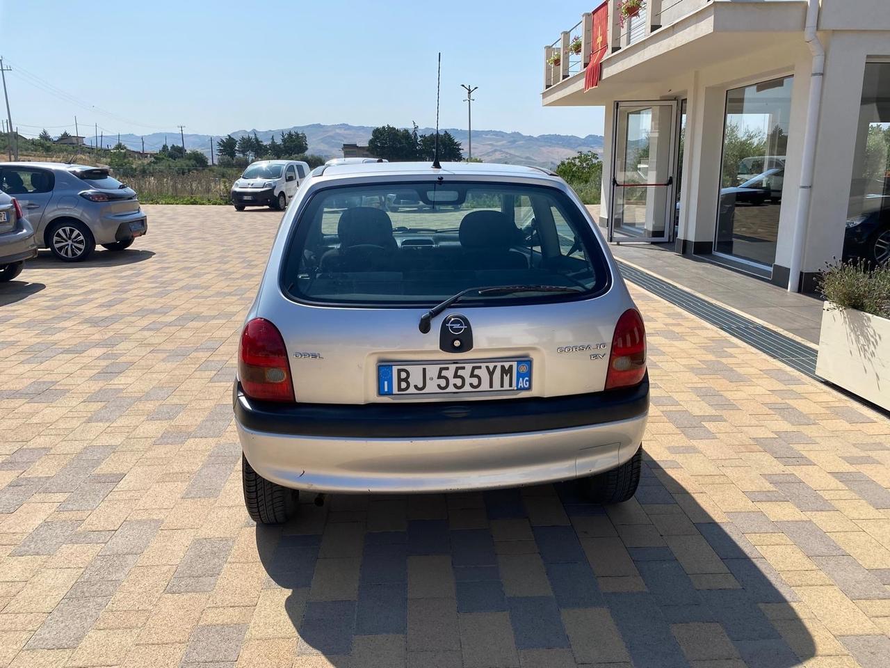 Opel Corsa 1.0i 12V cat 3 porte
