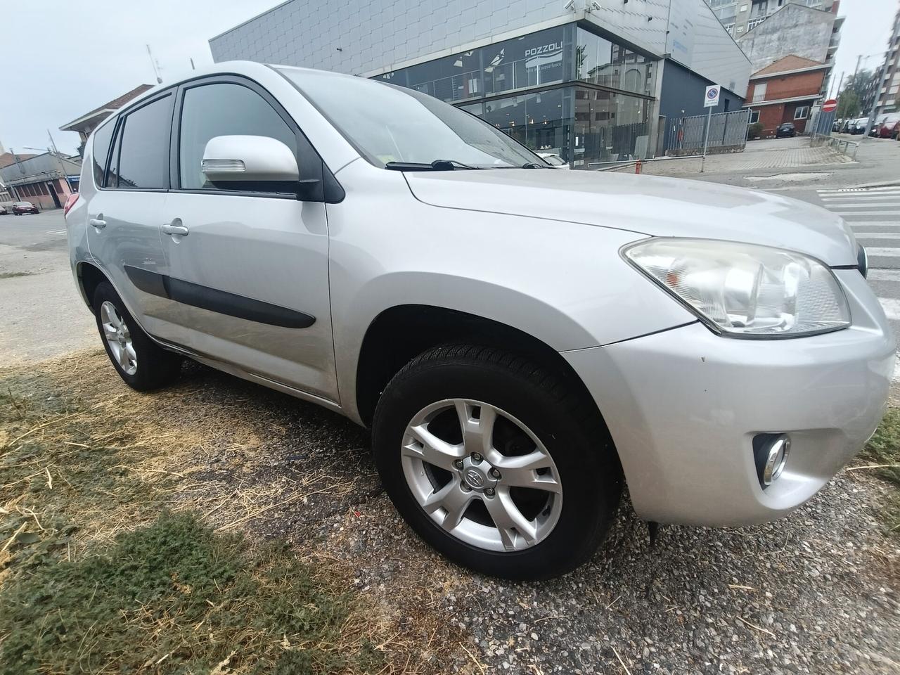 Toyota RAV 4 RAV4 Crossover 2.2 D-4D 150 CV DPF Luxury