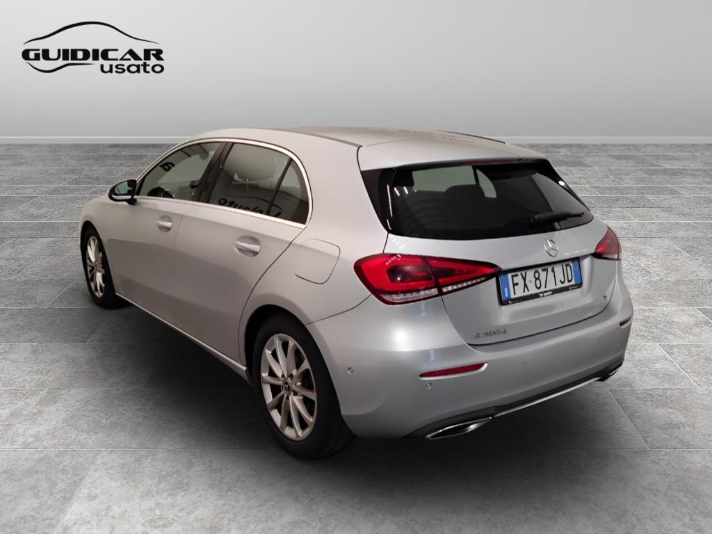Mercedes-Benz Classe A - W177 2018 - A 180 d Sport auto