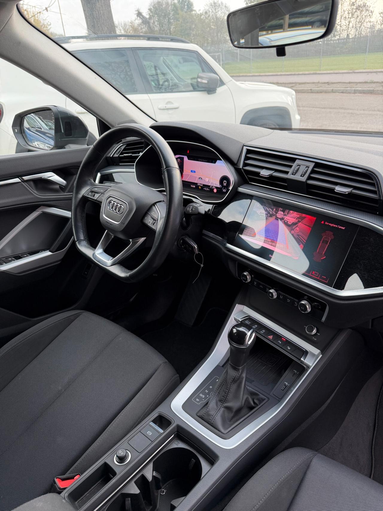 Audi Q3 SPB 45 TFSI quattro S tronic line edition