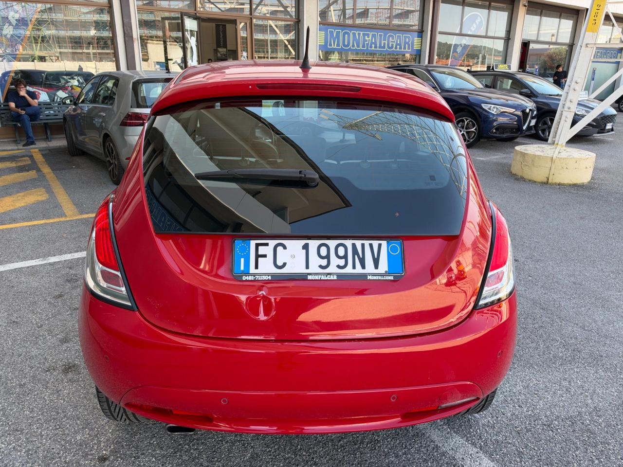 Lancia Ypsilon 1.2 69 CV 5 porte 2016