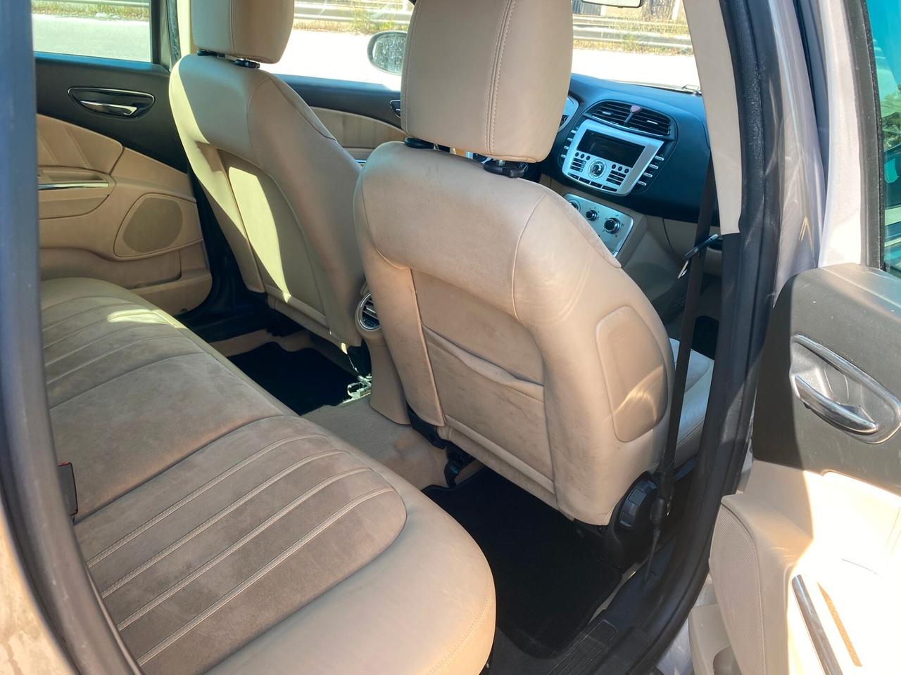 Lancia Delta 1.6 MJT DPF Selectronic Oro