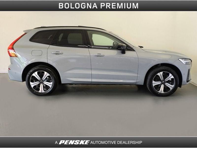 Volvo XC60 T6 Plug-in hybrid AWD automatico Plus Dark
