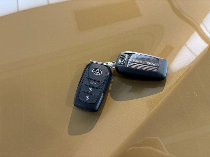 Toyota Land Cruiser 2.8L Diesel 48V MHEV Lounge A/T