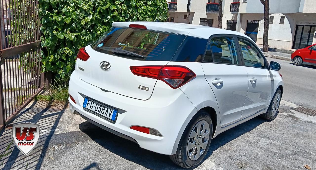 HYUNDAI I20 1.2 BENZINA -PREZZO PROMO!