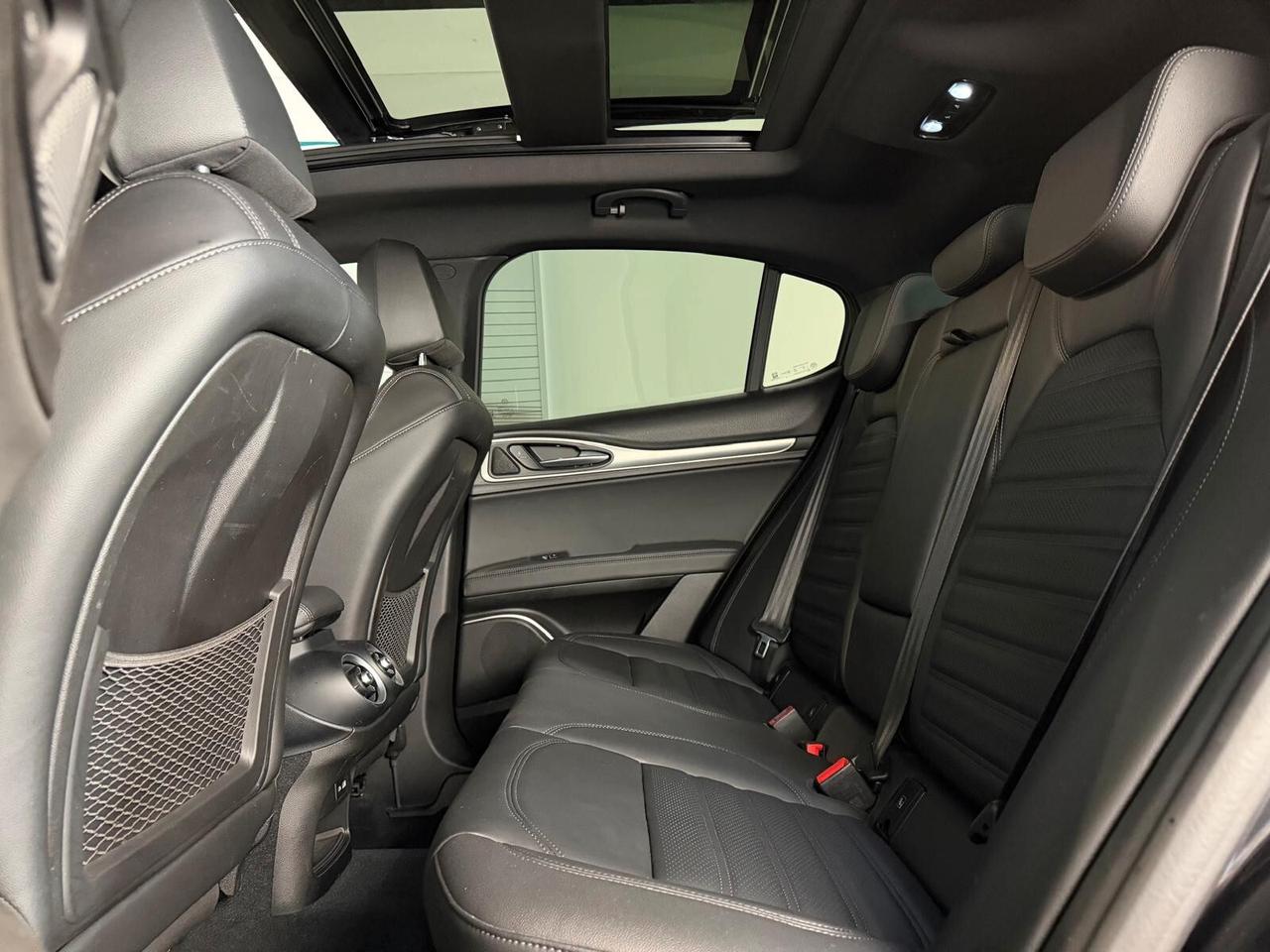 Alfa Romeo Stelvio 2.2 Diesel 210CV Q4 VELOCE-TETTO PANO.