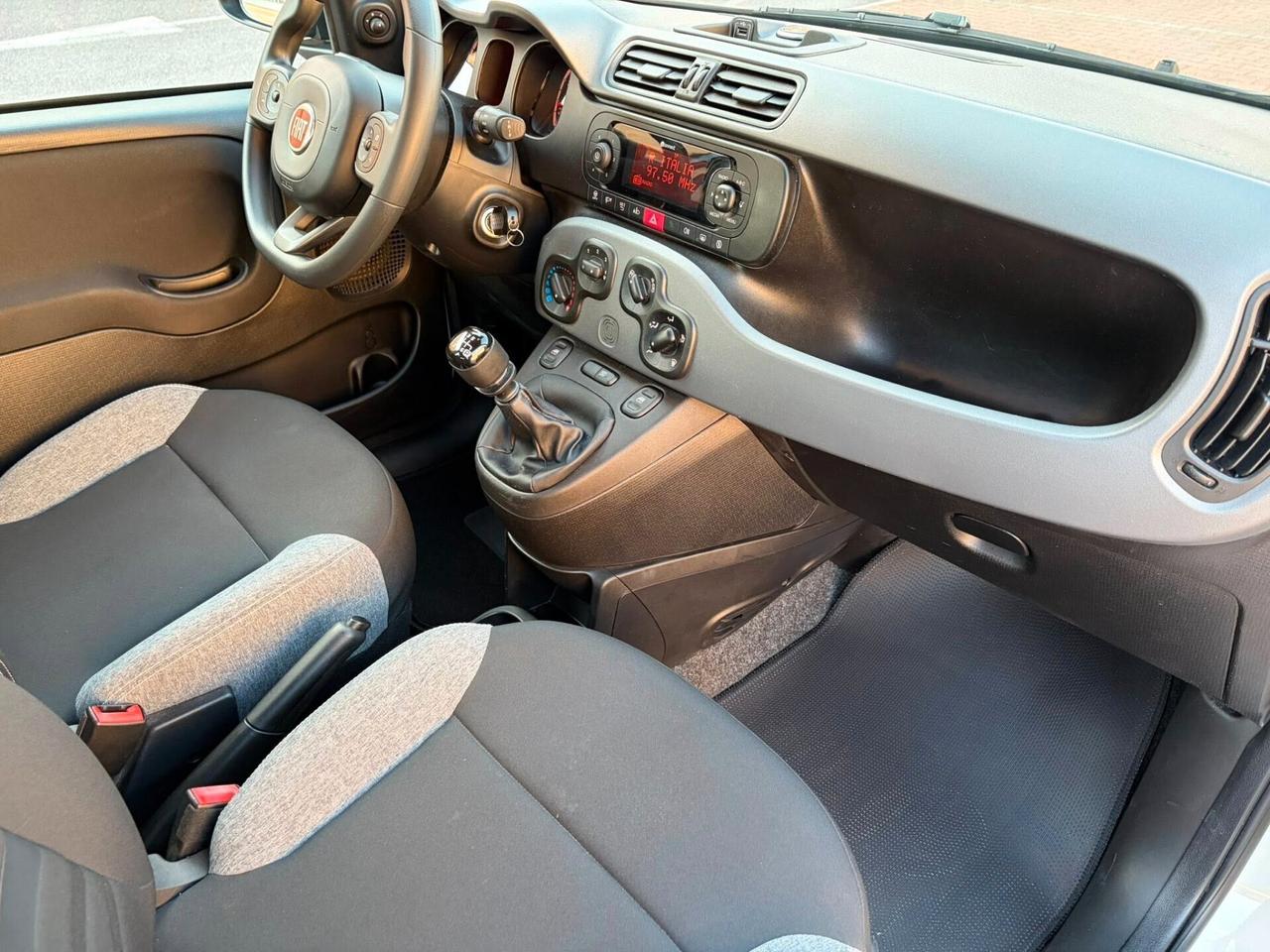 FIAT PANDA HYBRID CITY LIFE NO OBBLIGHI