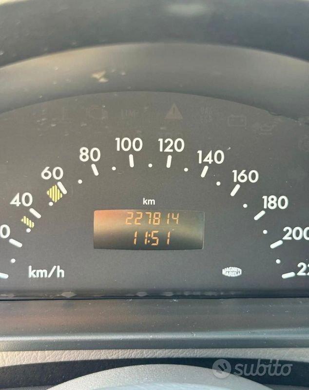 Mercedes-Benz Classe A A 170 cdi Avantgarde CL 95cv lunga