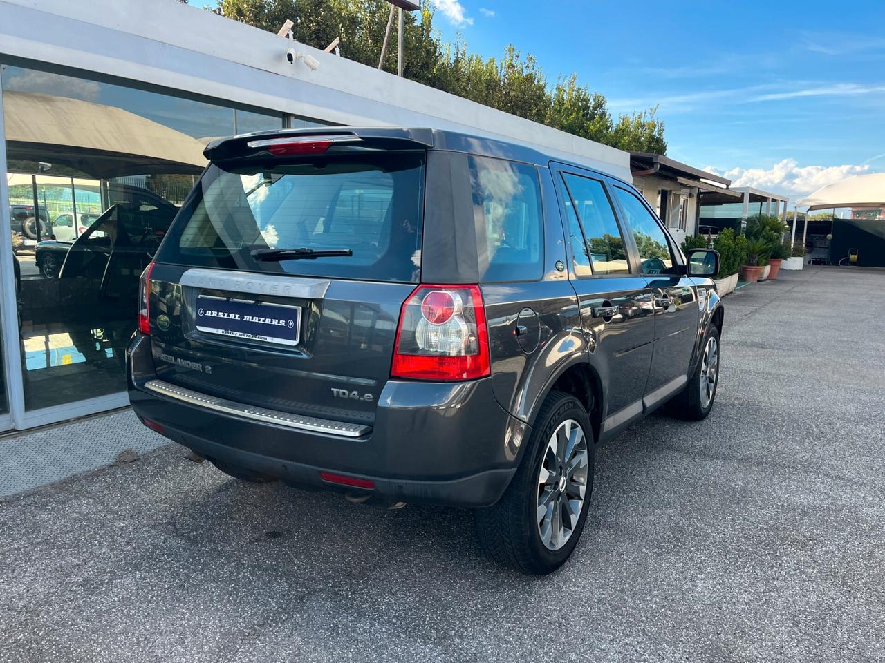 Land Rover Freelander 2.2 SD4 S.W. SE