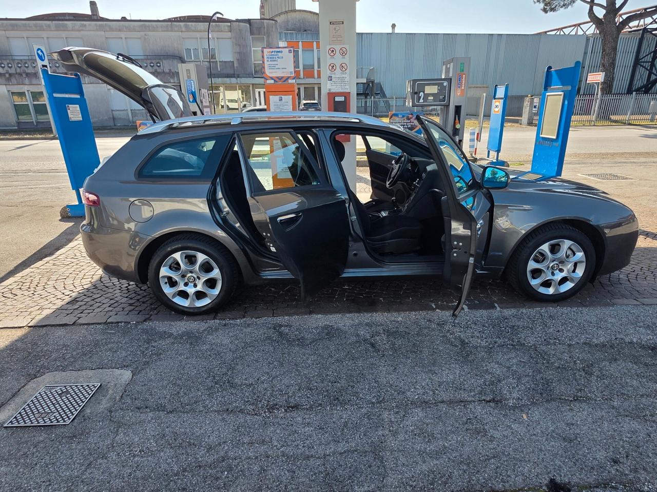 Alfa Romeo 159 2.0 JTDm Sportwagon con 267.000km