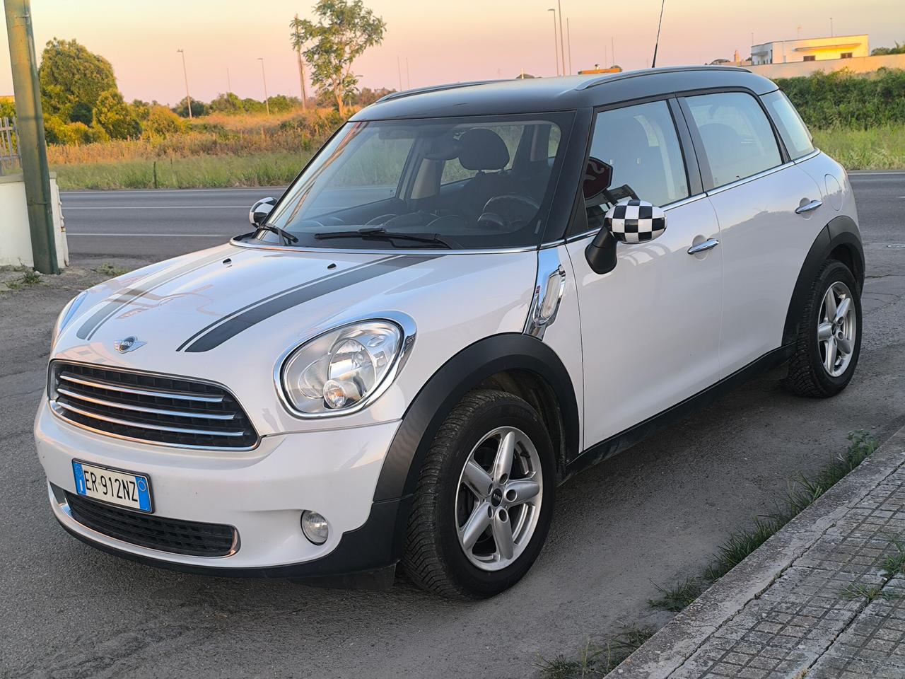 MINI COUNTRYMAN 1.6 DIESEL 90cv 05/2013 BICOLORE