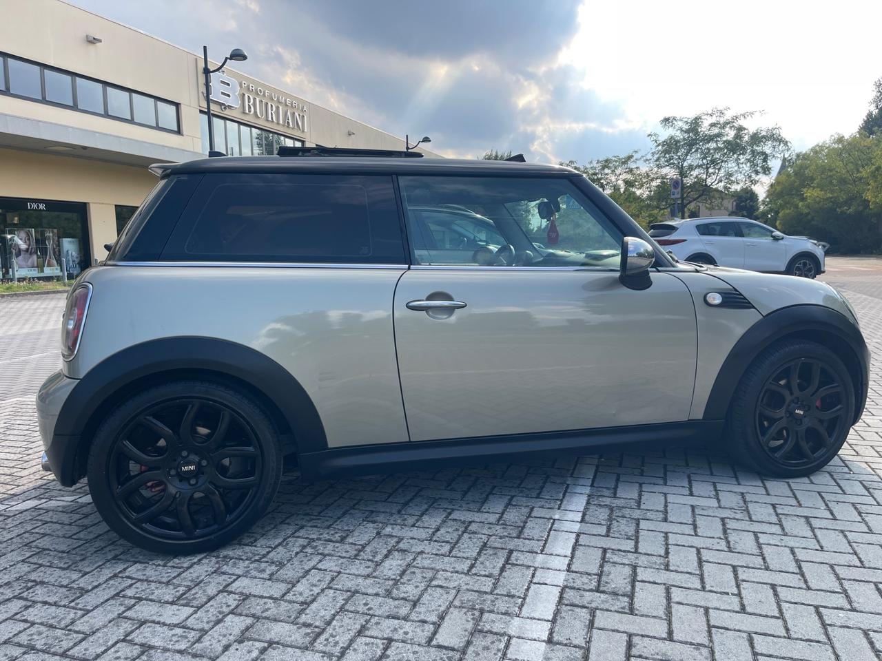 Mini 1.6 16V Cooper D