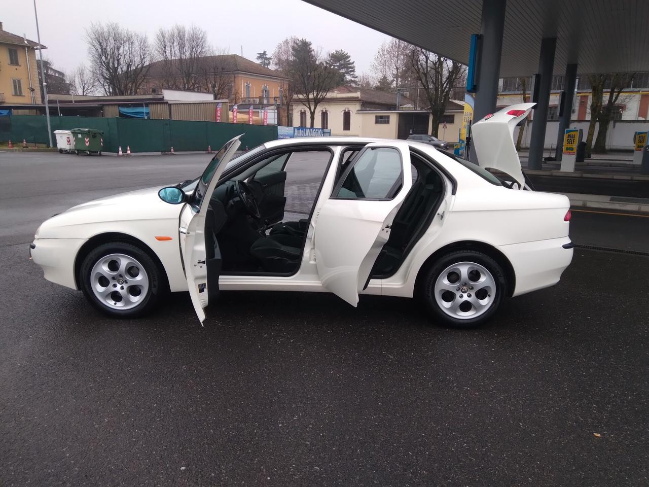 Alfa Romeo 156 2.0i 16V Twin Spark cat Selespeed Distinctive