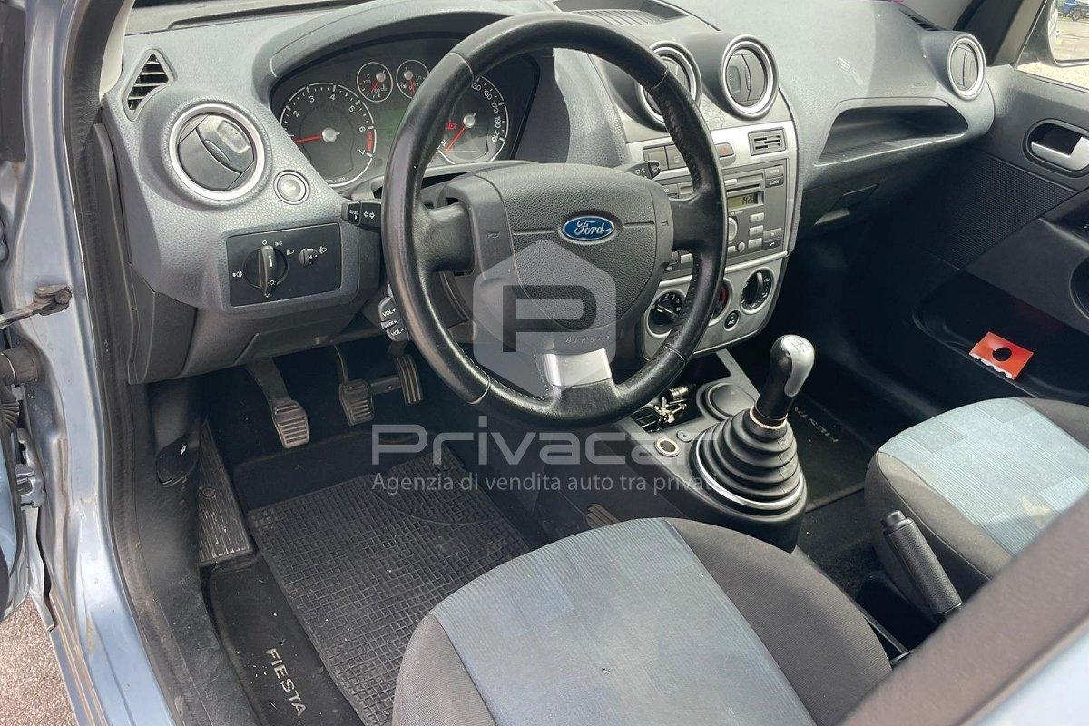FORD Fiesta 1.2 16V 5p. Ghia
