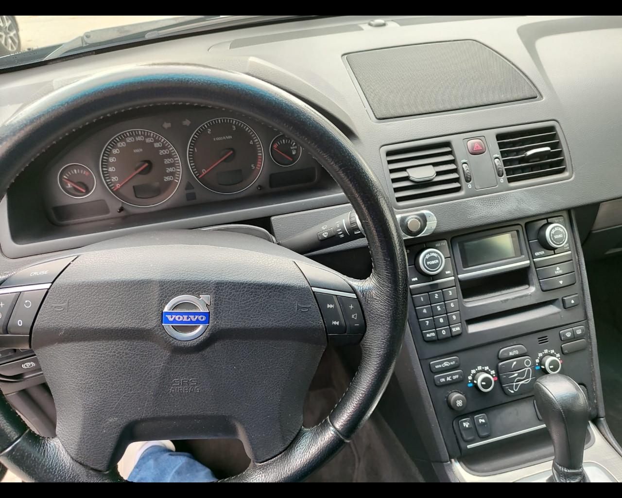 VOLVO XC90 (2003-2014) - XC90 2.4 D5 185 CV AWD Momentum