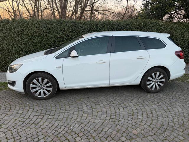 OPEL Astra 1.7 CDTI 110CV Sports Tourer Cosmo